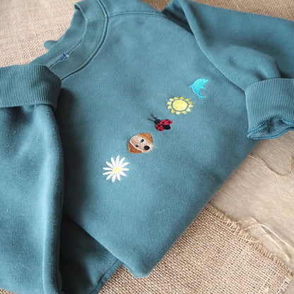 Green Embroidered Cute Icons Sweatshirt | Size Medium